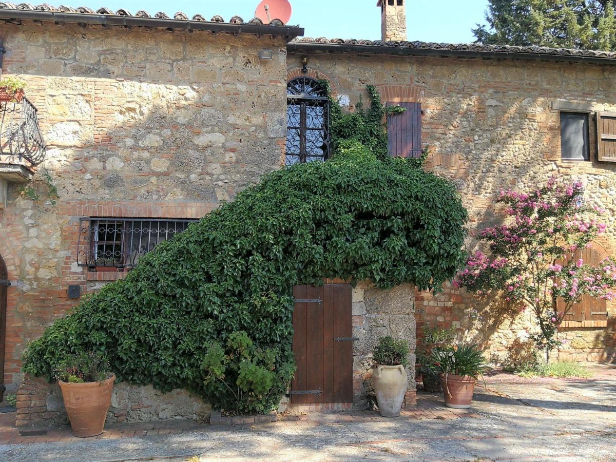 Agriturismo Villa Alari Cetona Luaran gambar