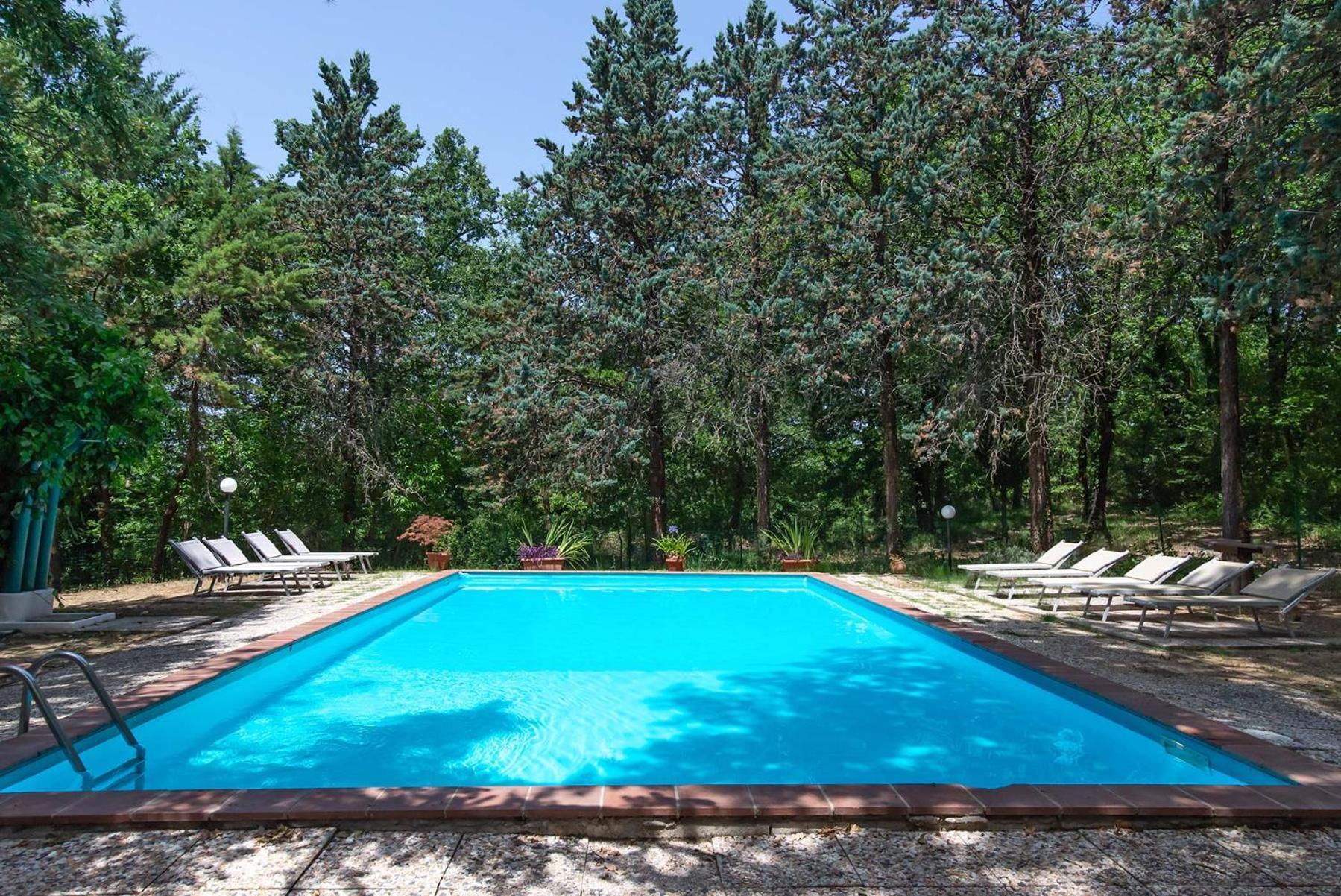 Agriturismo Villa Alari Cetona Luaran gambar