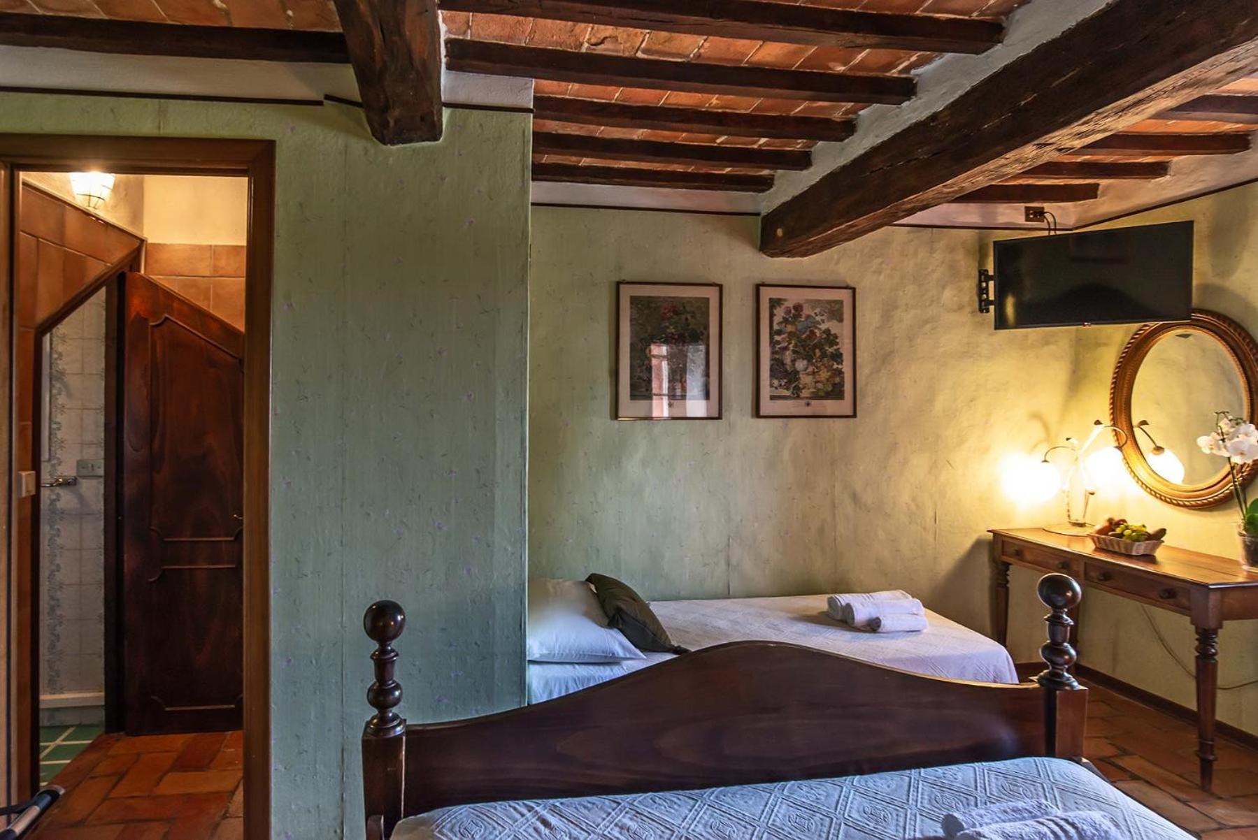 Agriturismo Villa Alari Cetona Luaran gambar