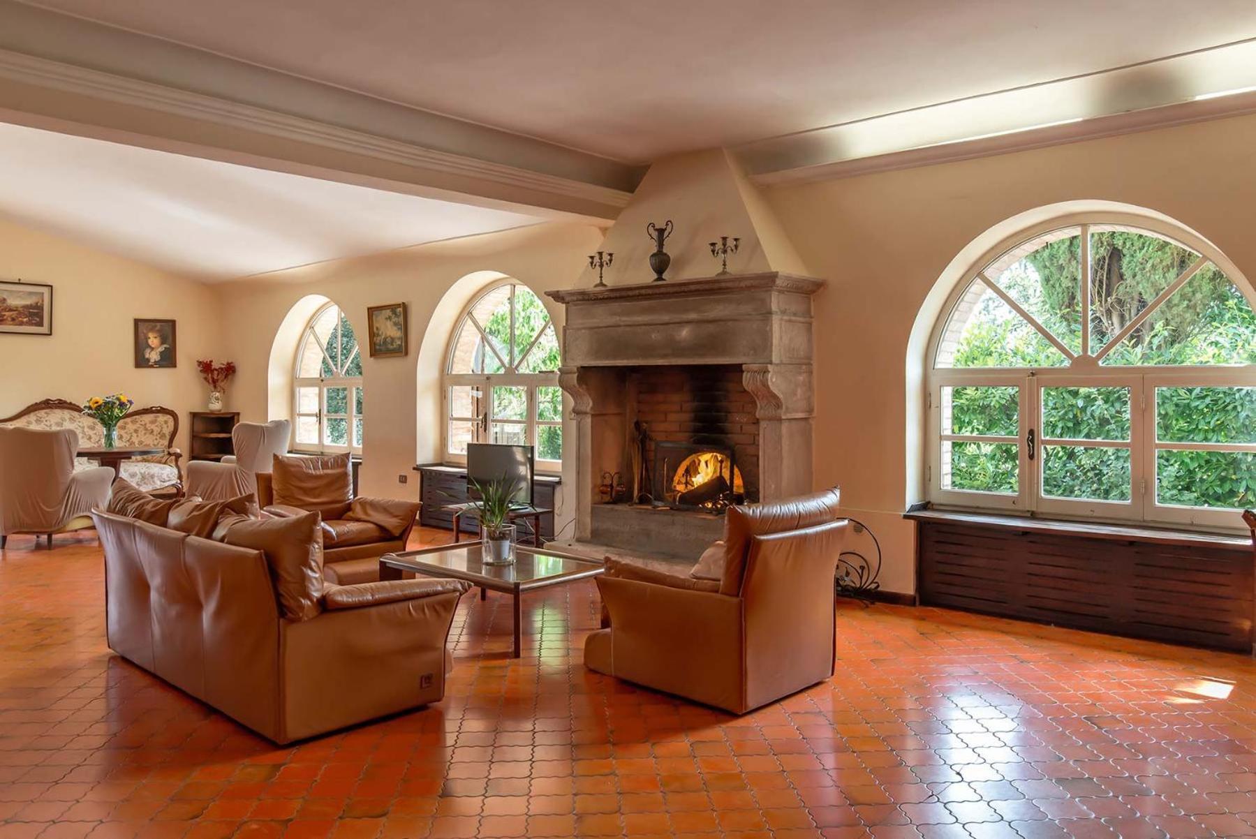 Agriturismo Villa Alari Cetona Luaran gambar