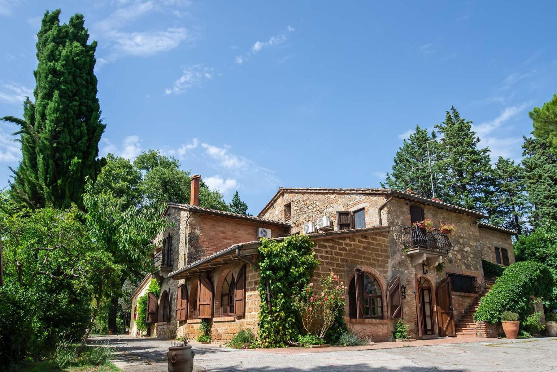 Agriturismo Villa Alari Cetona Luaran gambar