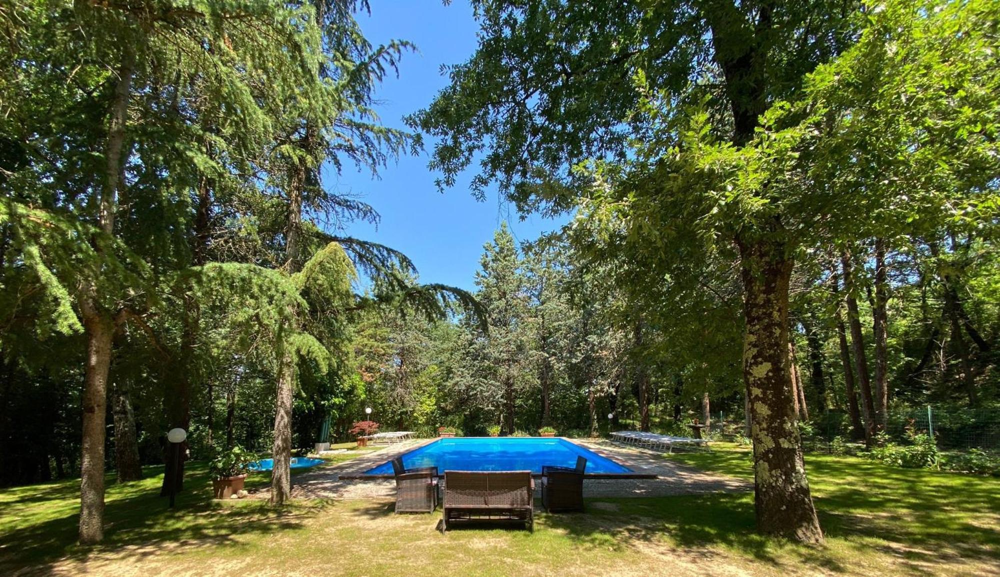 Agriturismo Villa Alari Cetona Luaran gambar