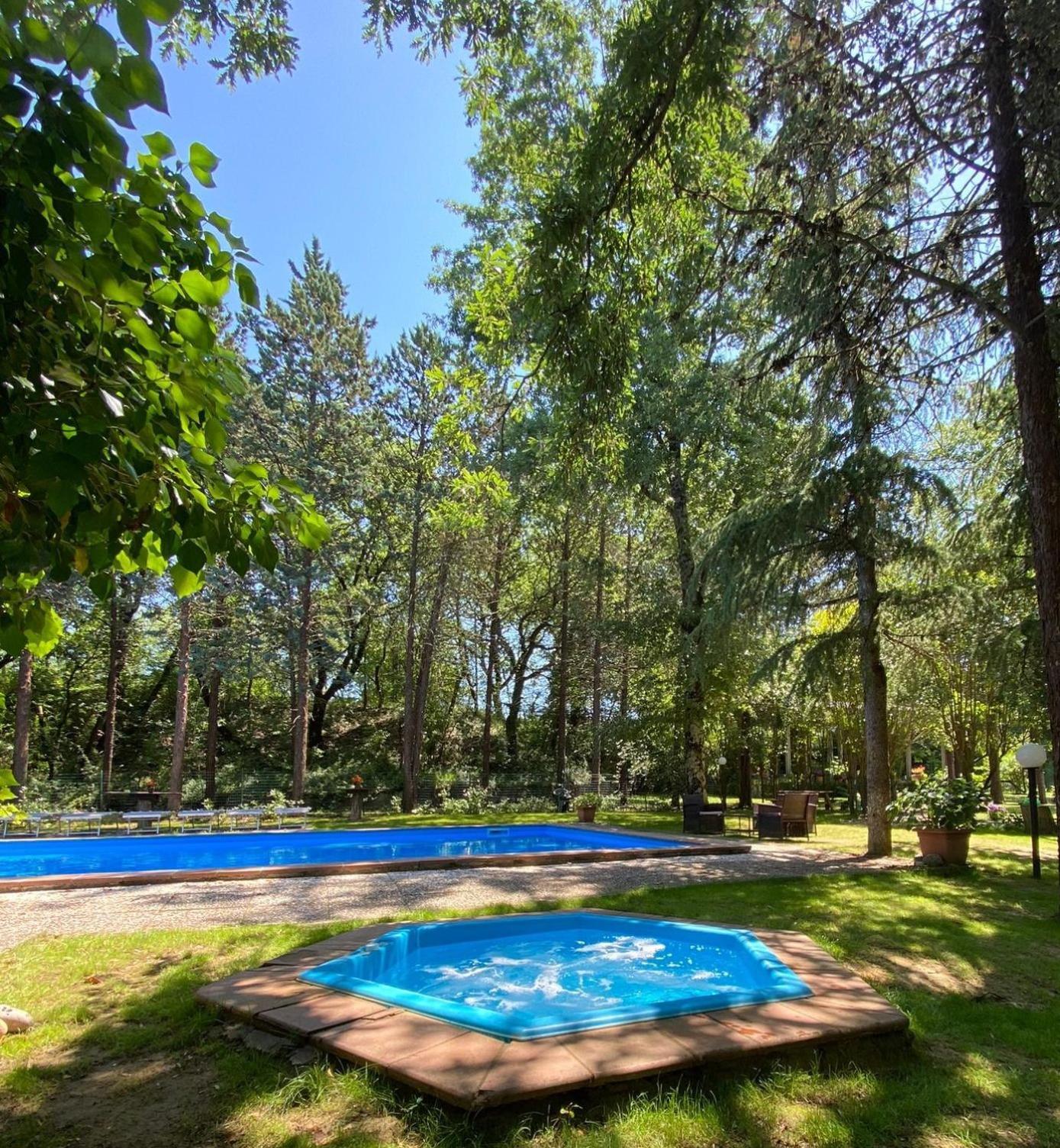 Agriturismo Villa Alari Cetona Luaran gambar
